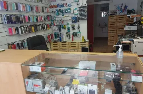 ADEMPHONE