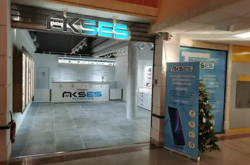 Akses