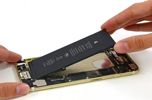 Cyber Service  Réparation iPhone Samsung smartphones Tablette iPad Huawei