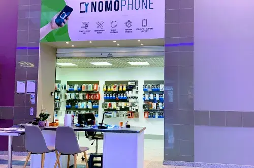 NomoPhonedevient GKC Mon Phone